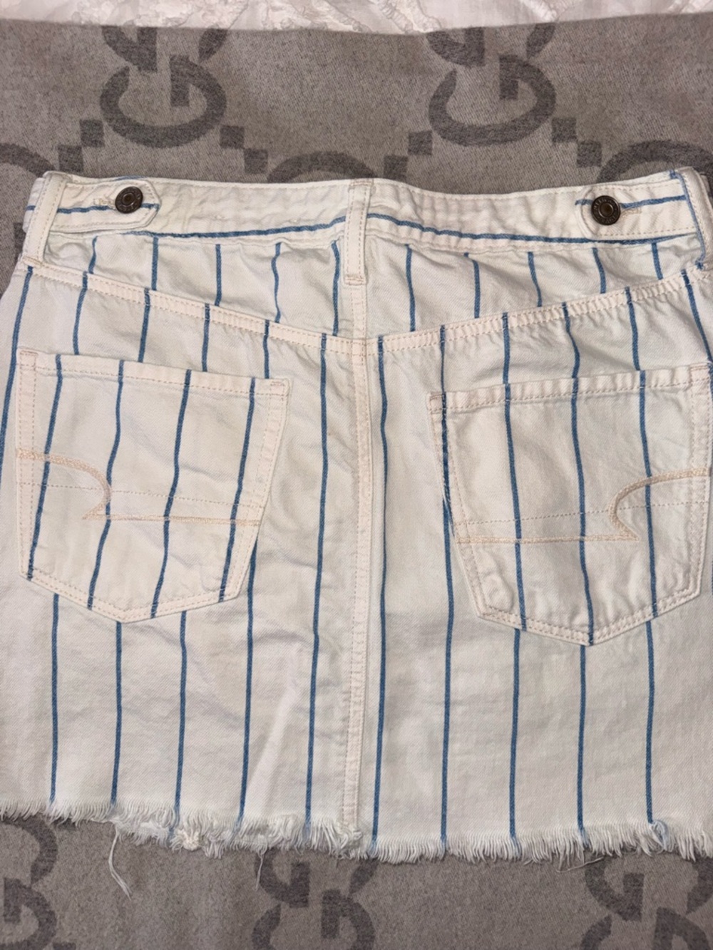 American Eagle White Mini Denim Skirt with Blue Pinstripes - Picture 9 of 9